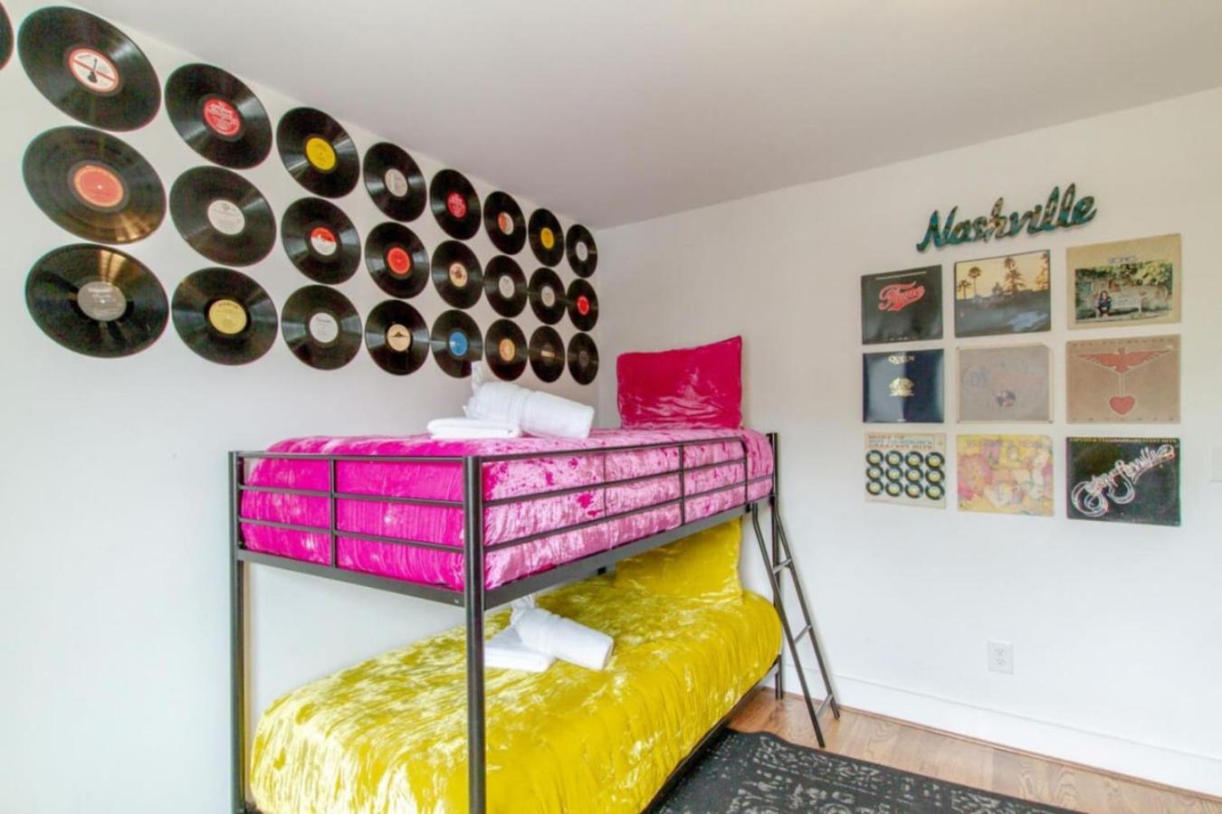 Howdy House New And Trendy With Rooftop Deck Nashville Bagian luar foto