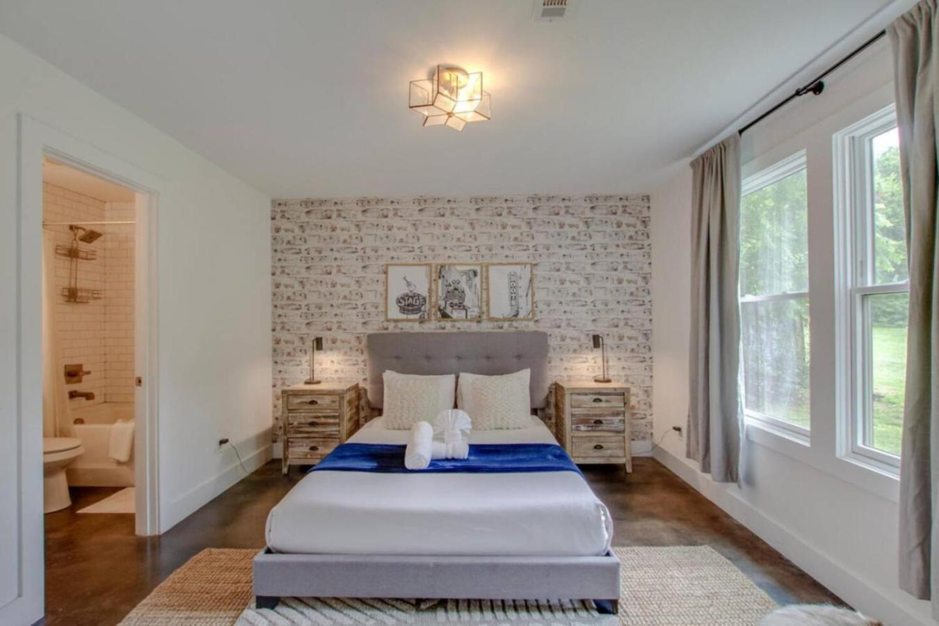 Howdy House New And Trendy With Rooftop Deck Nashville Bagian luar foto