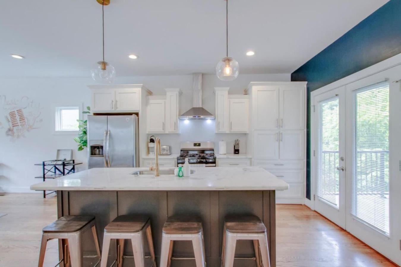 Howdy House New And Trendy With Rooftop Deck Nashville Bagian luar foto